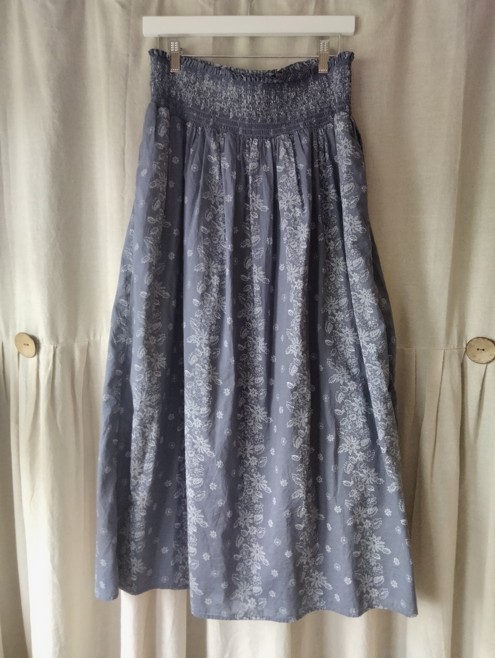 Universal Thread Slate Blue Floral Maxi Skirt with Smocked Waist; Size Medium
